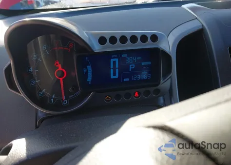 2015 Chevrolet Sonic Lt Auto from USA, damaged, VIN 1G1JC5SH1F4117186